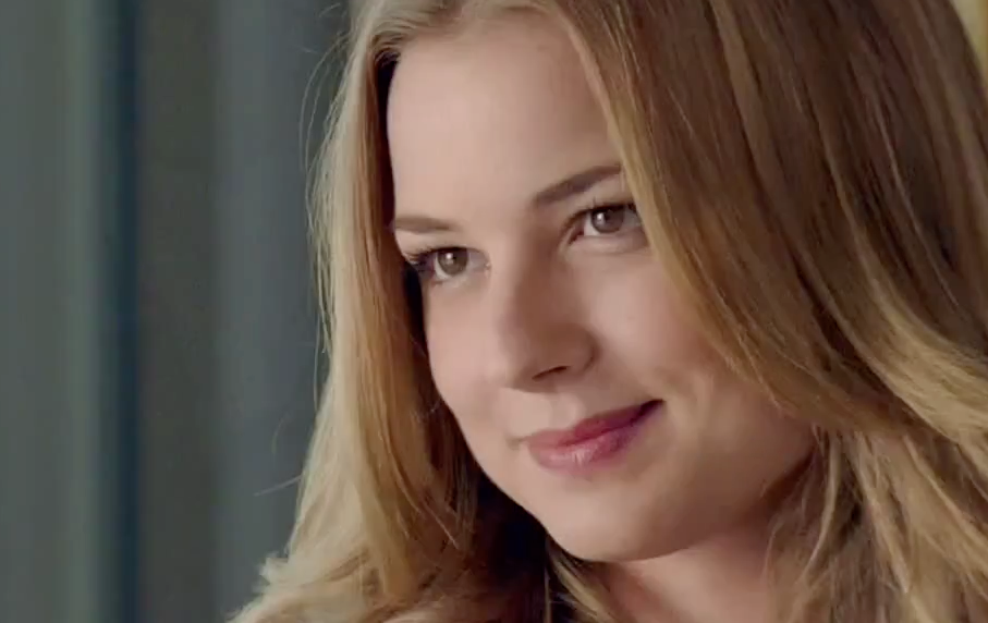 Emily Thorne (Emily VanCamp)